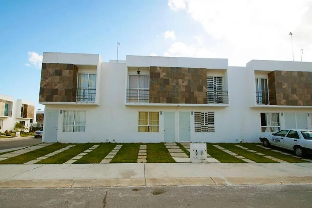 Cozy House In Playa Del Carmen Apartment